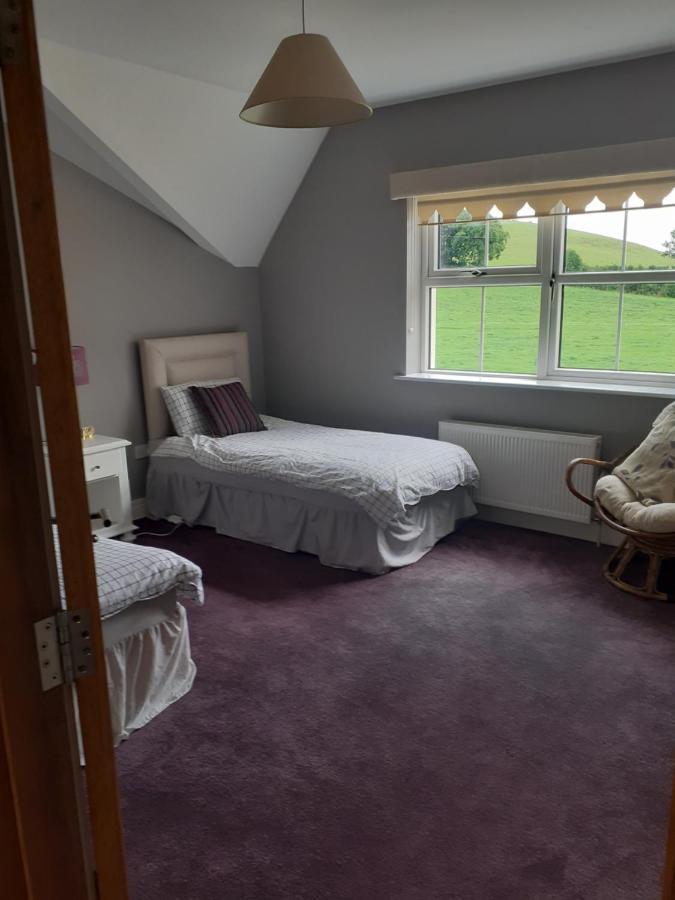 Single Or Twin Room In Lovely Country Residence Nobber エクステリア 写真